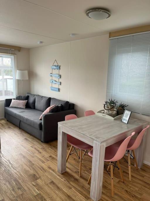 Chalet + Tiny House Nabij Strand Petten Esterno foto