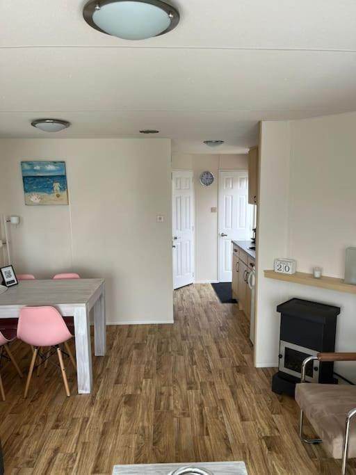 Chalet + Tiny House Nabij Strand Petten Esterno foto