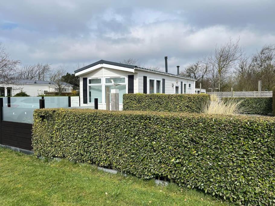 Chalet + Tiny House Nabij Strand Petten Esterno foto