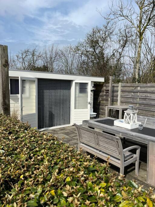 Chalet + Tiny House Nabij Strand Petten Esterno foto