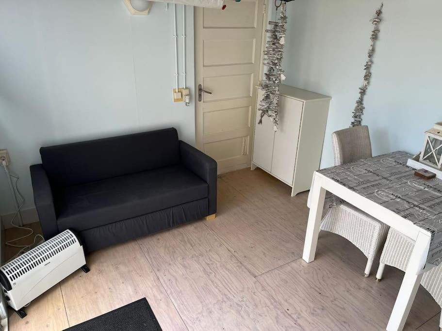 Chalet + Tiny House Nabij Strand Petten Esterno foto